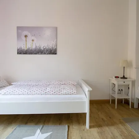 Eule Apartament *